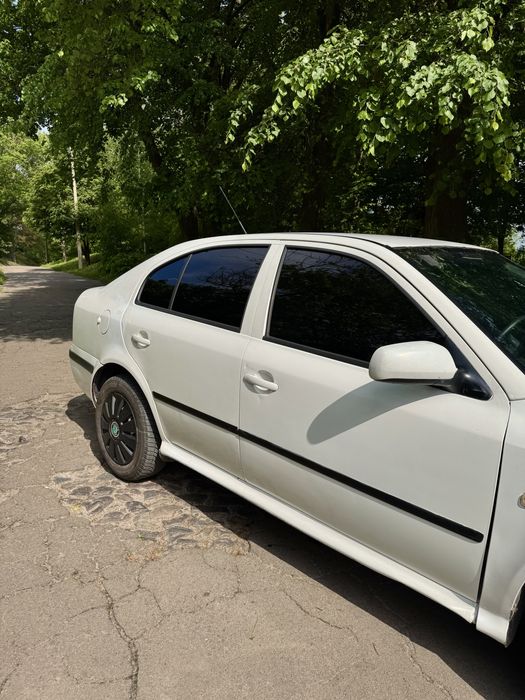 Продам шкоду актавія тур 2010р