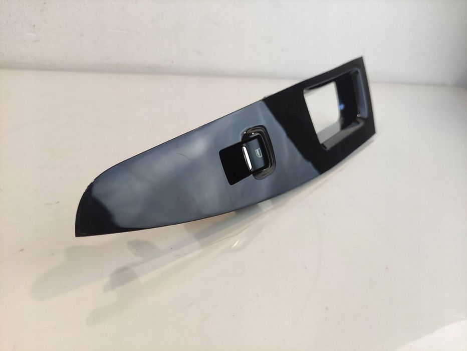 ford mondeo mk v panel szyby lewy tył ds7314a568b