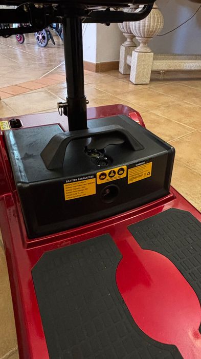Mobility scooter