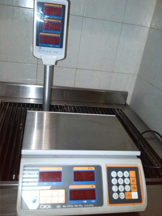 Equipamento usado como novo para pastelaria, hotelaria