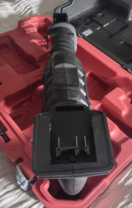 Akumulatorowa piła szablasta Parkside Performance