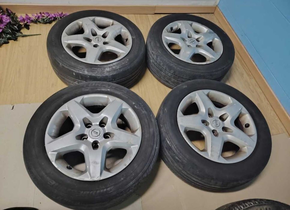 Jantes 16 para opel furação 5x110 o valor é das 4 jantes com pneus.
