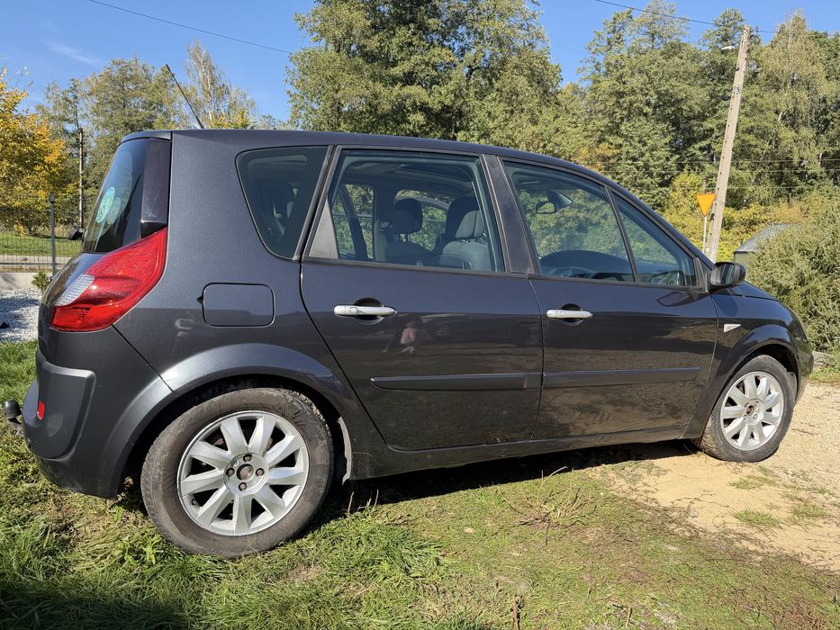 Sprzedam samochod Renault