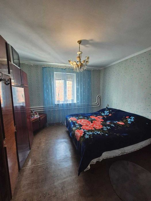 Продаж. Частина будинку. Окремий двір. 6 соток. Гараж