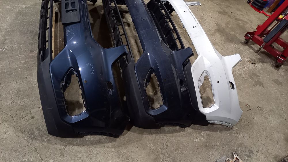 Бампер вольво  XC40