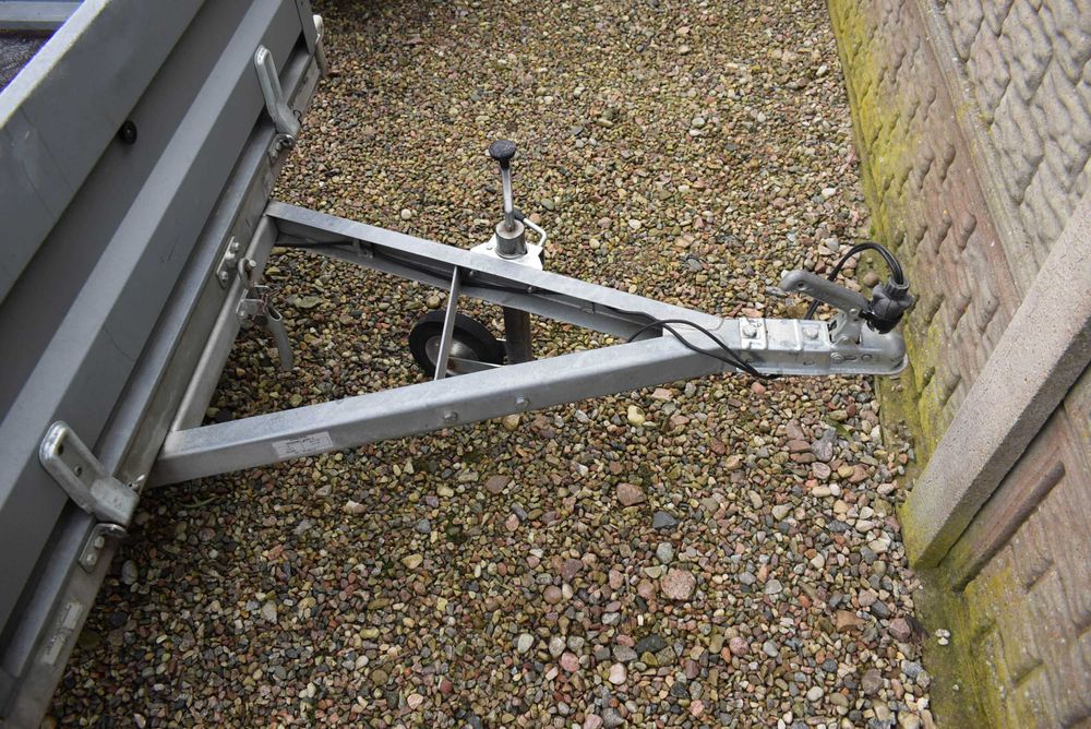 Przyczepa Neptun UŻYWANA 236x129x40 Dwuosiówka, 750 DMC