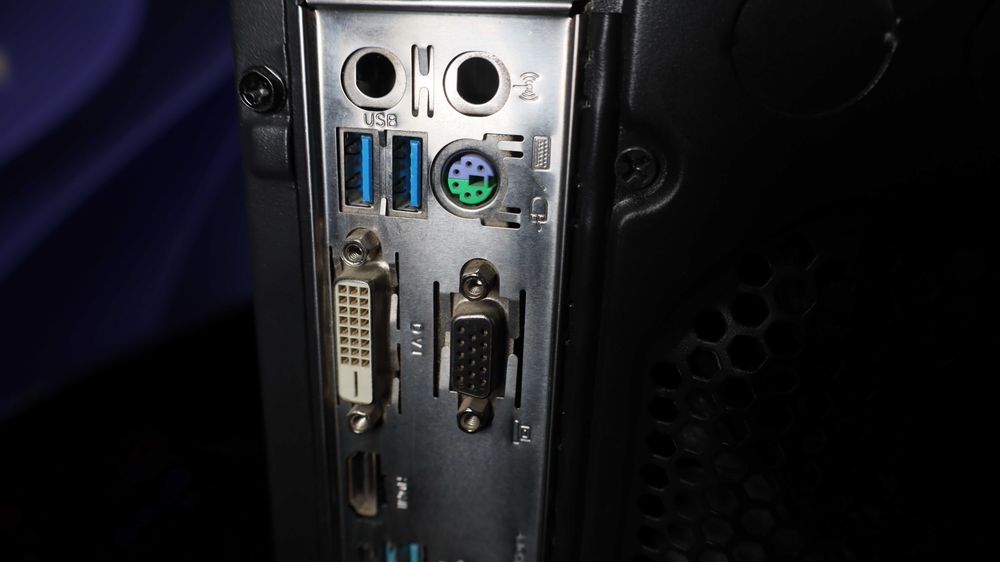 Komputer do gier i pracy | GTX 1060 6GB | 16GB RAM | SSD + HDD
