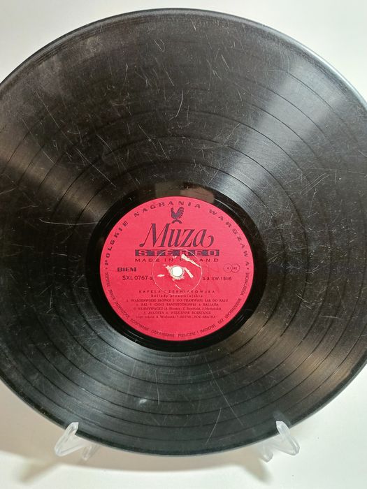 Siedem winyli bez opakowań