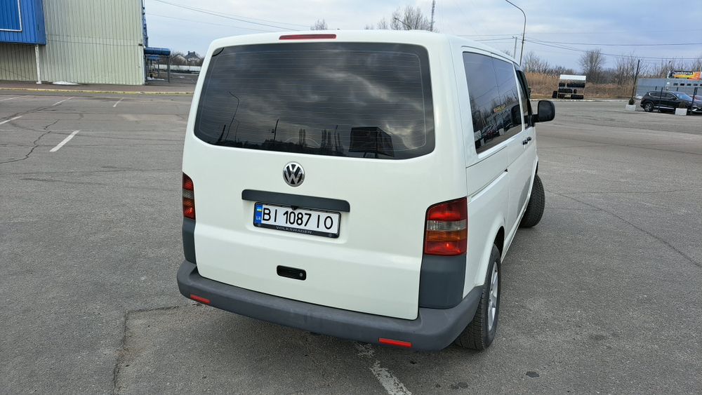 Volkswagen  T5 2008 1.9TDI