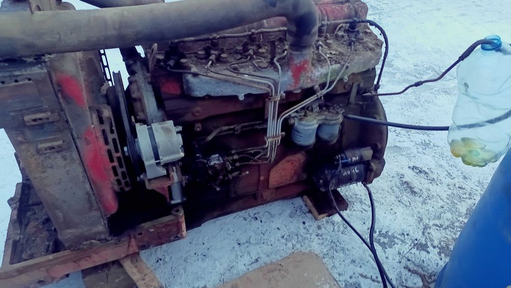 International 1046 i 1055 silnik motor DT 358 i 1056 i 955 IHC 6 cyl