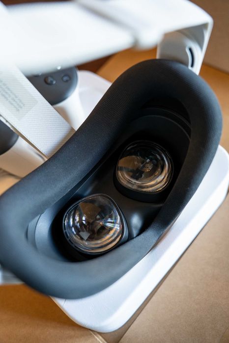 Óculos de Realidade Virtual Meta Quest 3S | 256GB | Branco