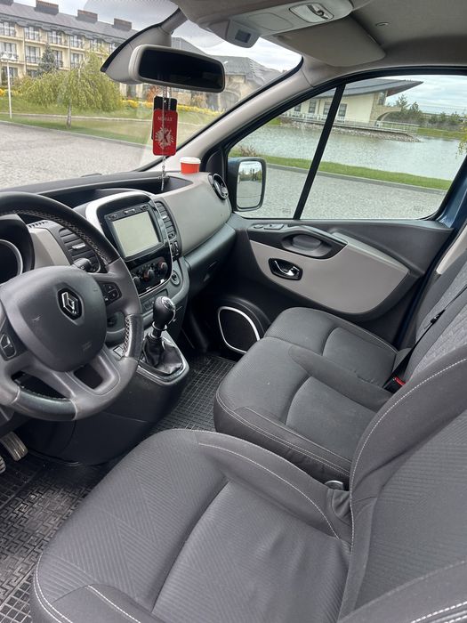 Продам Renault trafic 3