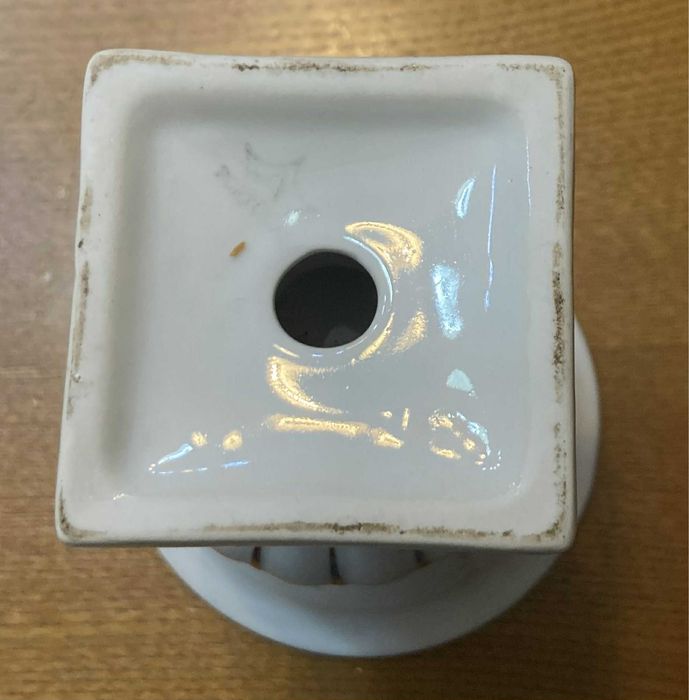 Urna em porcelana Artibus