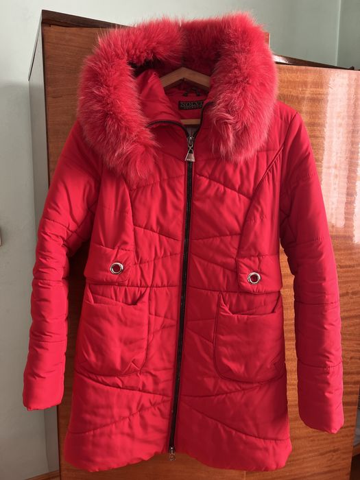 Зимова куртка жіноча червона