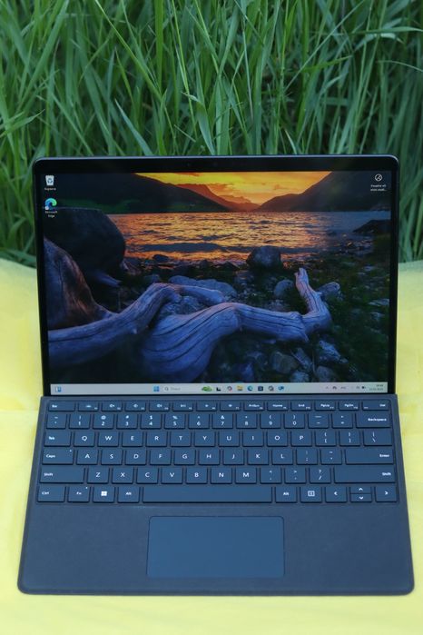 Планшет Microsoft Surface Pro 9