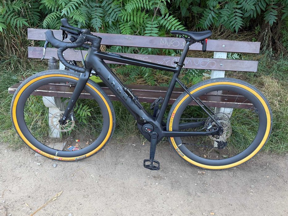 Rower Elektryczny Gravel GX-E THREE 400 Rama-M Bosch Smart System ,SRAM Apex D1 XPLR ,64Km/h