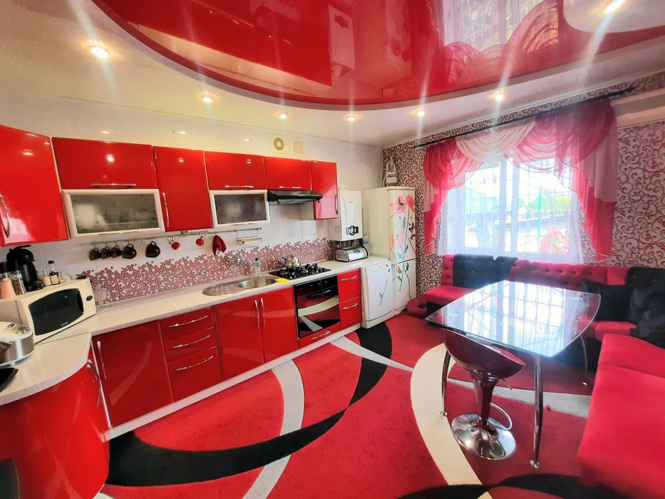 ПРОДАЖ двоповерхового будинку, вул. Волошкова, "єВідновлення"