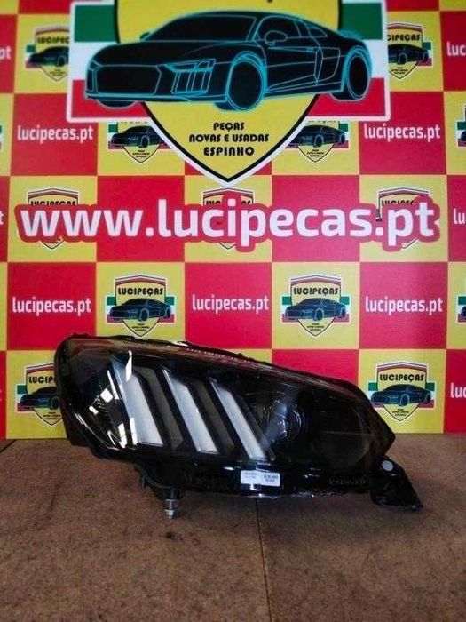 Otica Direita Peugeot 2008 II | 102571