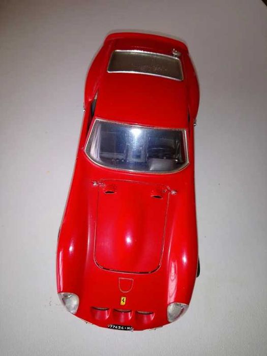 Miniatura Ferrari GTO