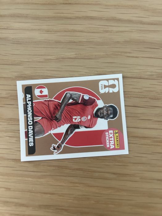 Alphonso Davies Extra Sticker Panini Mundial 2026