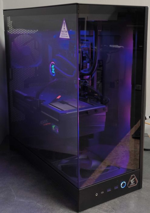 KOMPUTER Gamingowy – full AORUS | 7800X3D + RTX 4080 SUPER | NZXT H9 Flow