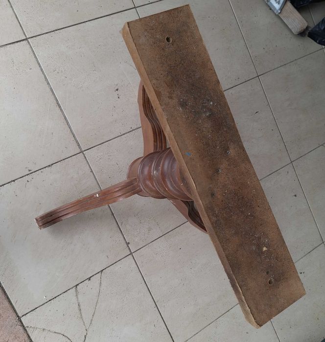 2 Pés de Mesa de Sala ou Cozinha