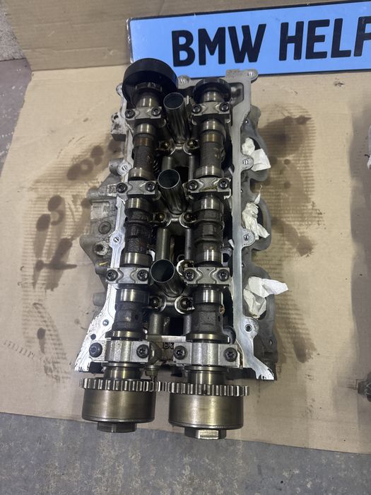 Головка блока цилиндров гбц голова левая правая Jeep Cherokee 3.2 V6 Pentastar Двигатель Двигун