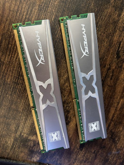 Memória RAM Kingston HyperX 16GBx2 2400Mhz 10th Anniversary Edition