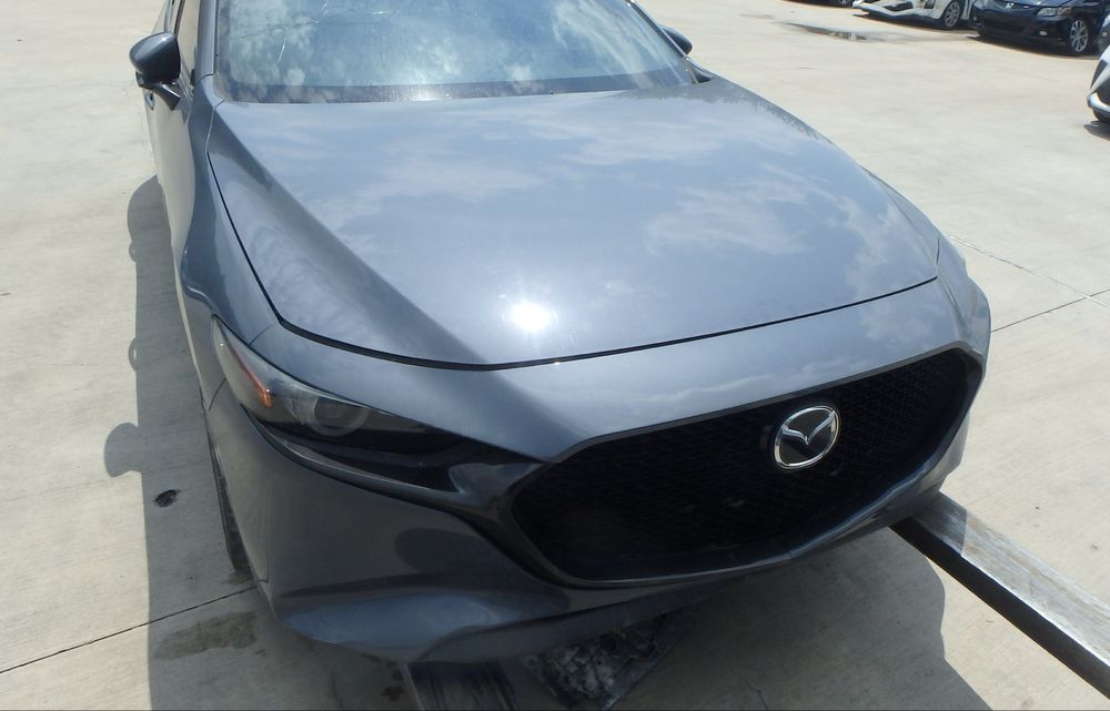 Крило мазда 3 bp бп