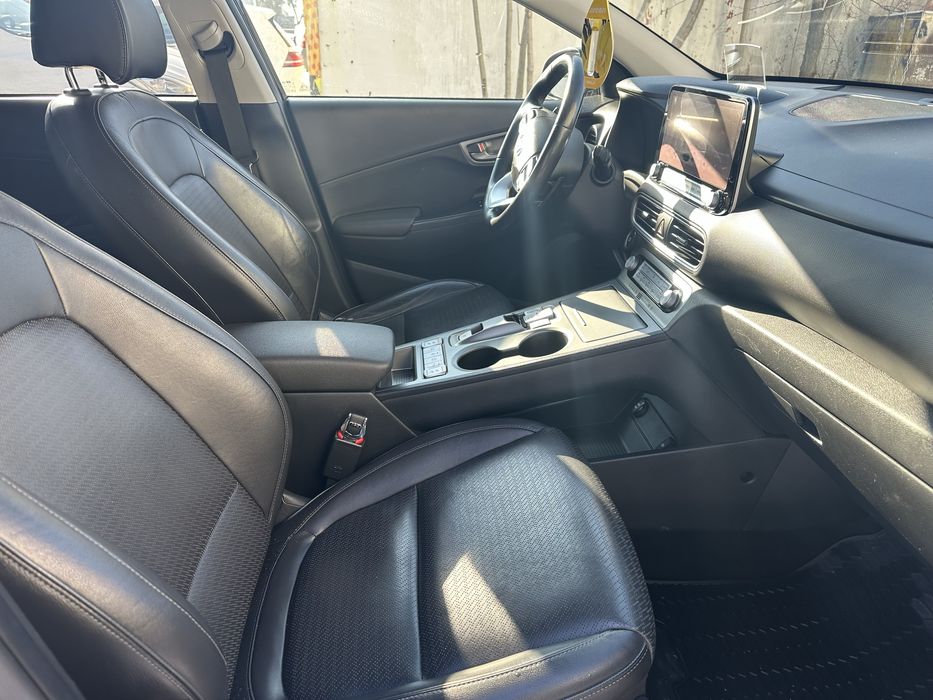 Продам Hyundai Kona Electric