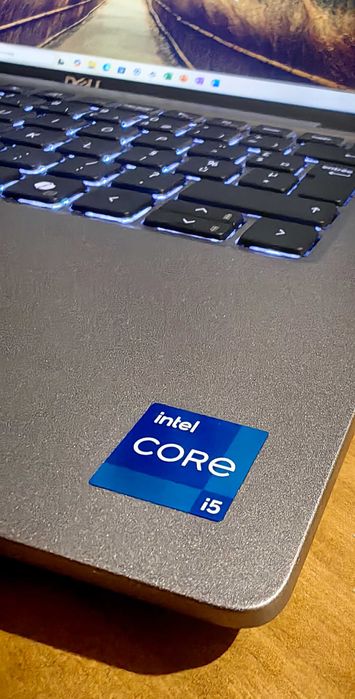 Dell latitude 5450 i5-13gen,16gb,512ssd niemal nowy