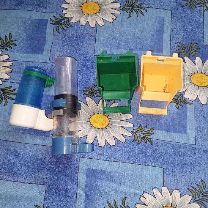 Кормушки, поилки для птиц