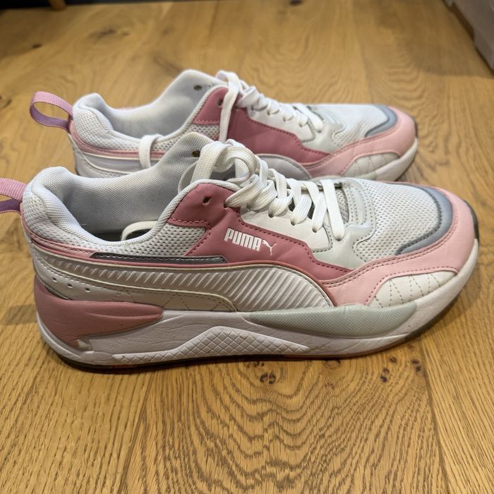 Кросівки Puma X Ray жіночі