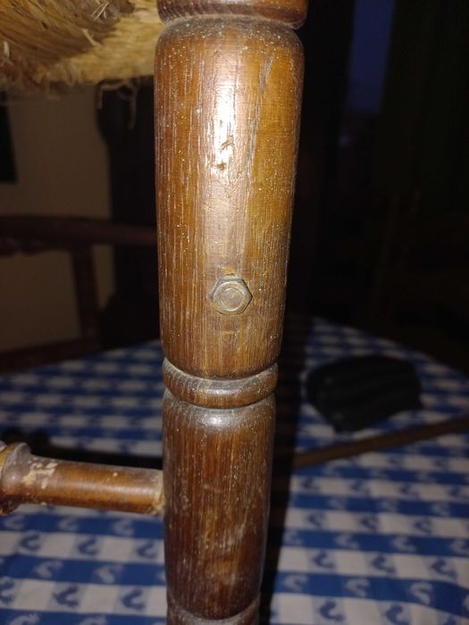 8 cadeiras de jantar