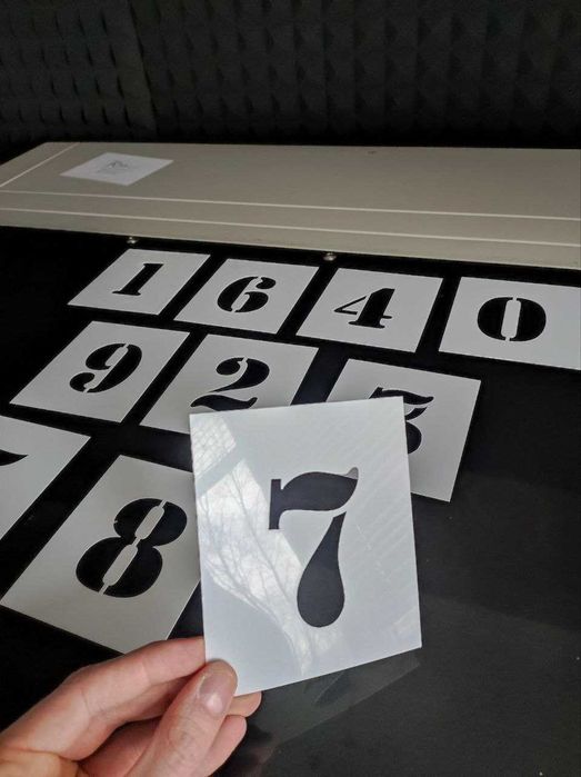 Трафарет для декора и маркировки з пластика чи самоклейки