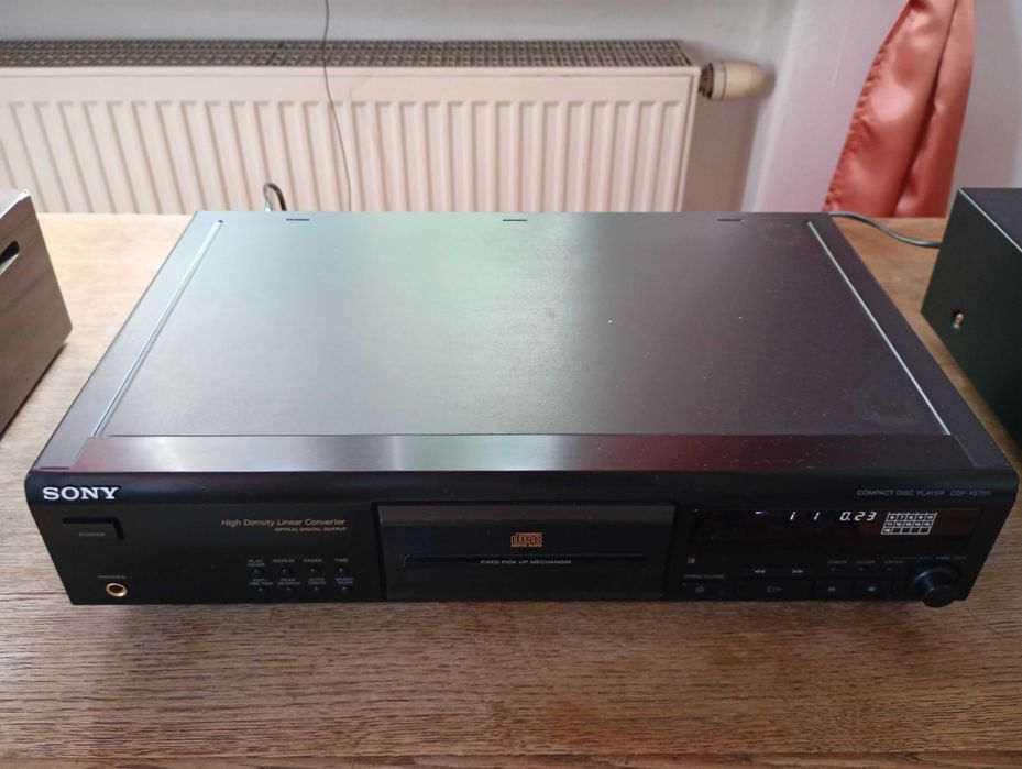 Sony cdp-xe700qs znakomity CD w stanie technicznym idealnym tanio okazja