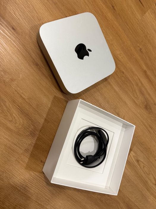 Mac mini 2023 M2 8GB 256GB
