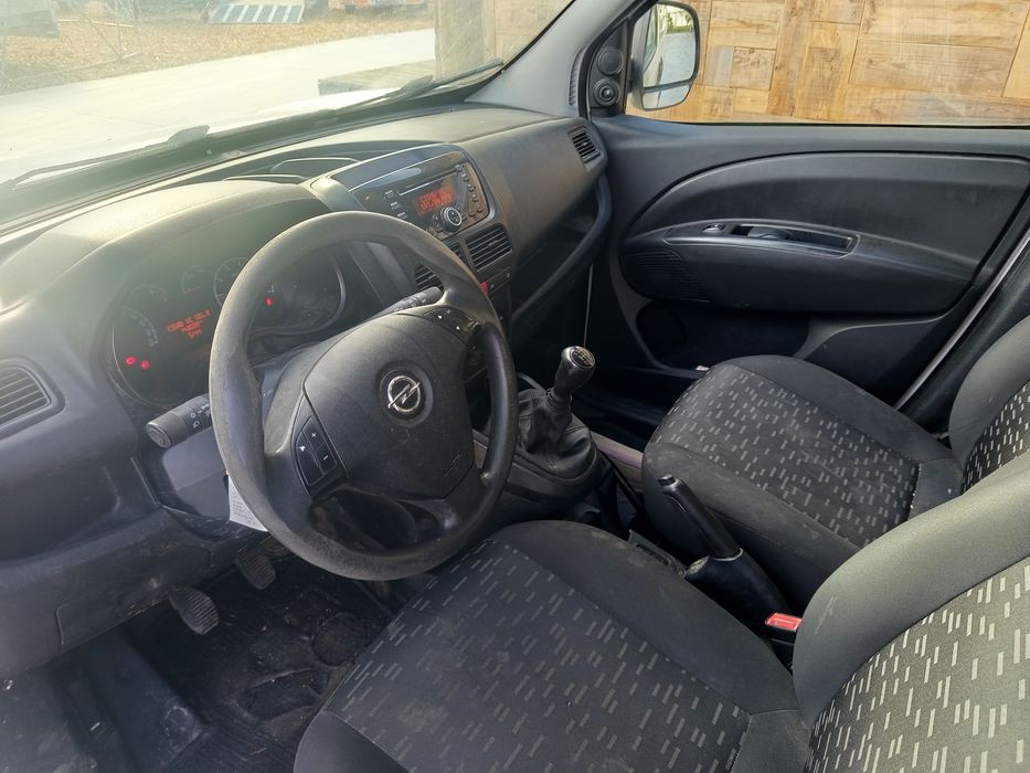 Opel Combo 1.3 Eco Flex, apenas 143 000km 1 dono