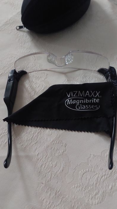 Okulary powiększające  Vizmaxx magnibrite glasses  że światłem led