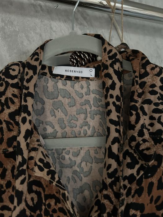 Sukienka maxi w panterkę roz L Reserved