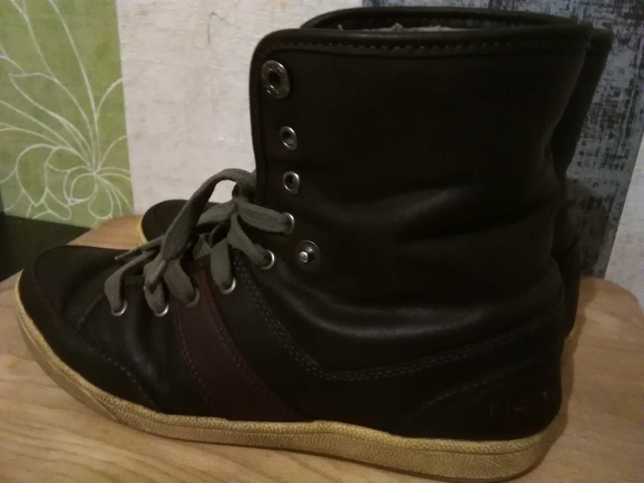 Ботинки для школьника