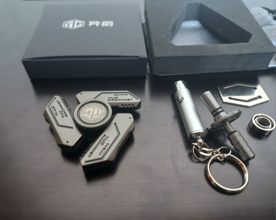 Эксклюзивный металлический спиннер для взрослых и детей+полный комплек