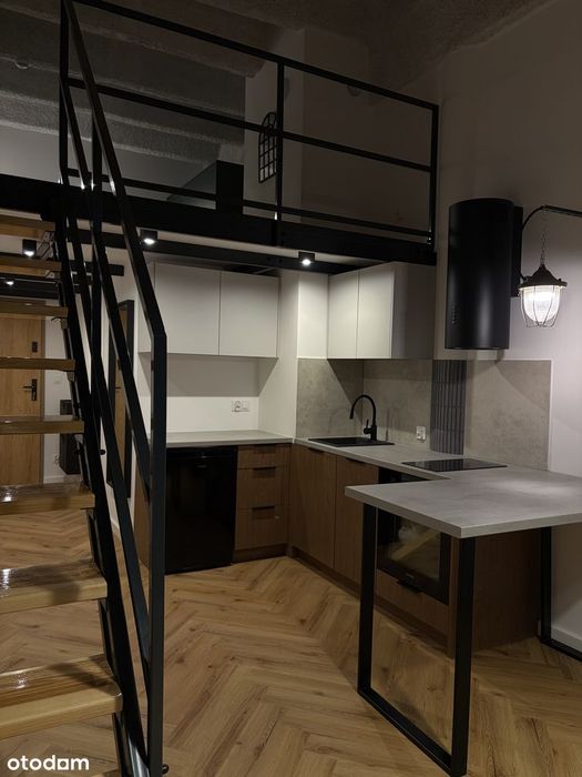 Dwupoziomowy loft|28+12 m² antresola z miejscem do pracy|Klimatyzacja