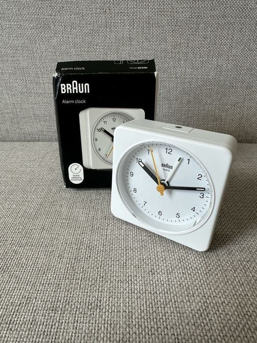 Braun BC03W - klasyczny zegar, budzik