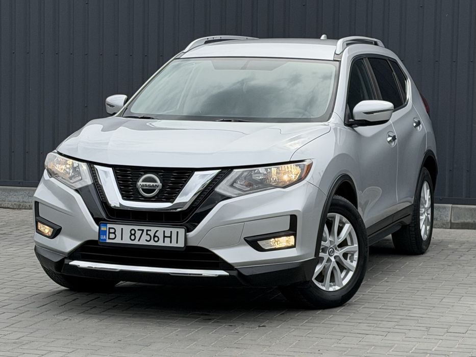 Nissan Rogue SV 2017 рік