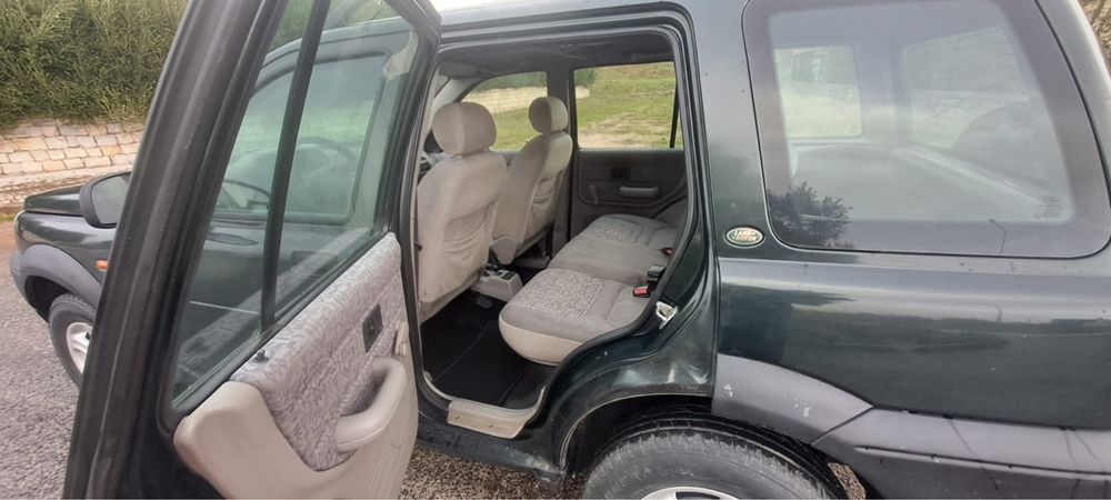 Land rover defender 2000