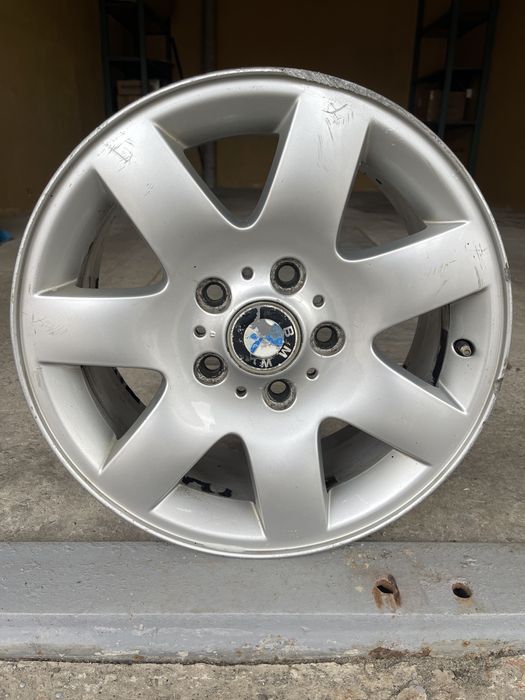Продам диск б/у на BMW 7j/R18 .