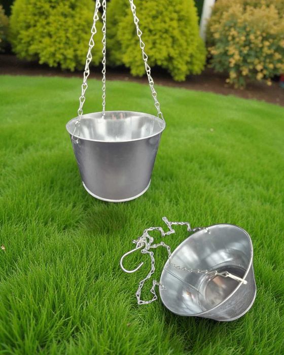 Metalowe doniczki wiszące na łańcuszku 2 sztuki