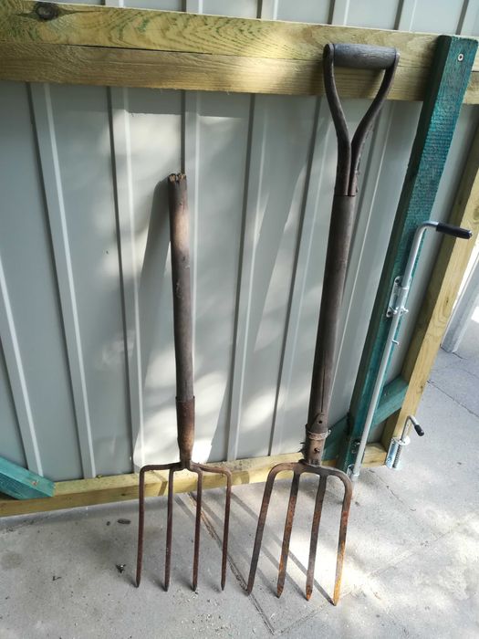 widly 2 sztuki w dobrym stanie