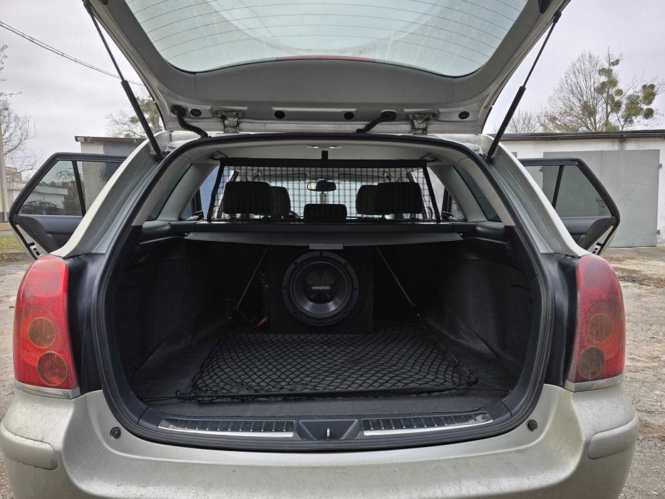 toyota avensis t25 1,8 vvt-i 129km